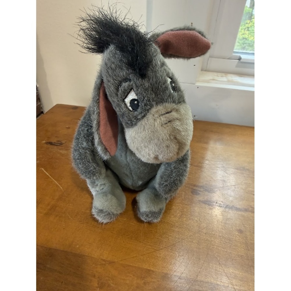 NWT VTG Walt Disney World EXCLUSIVE Eeyore Stuffed Animal Plush 1980s Theme Park